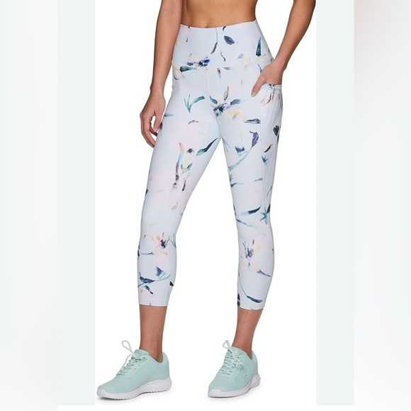 Women’s Pastel Floral RBX Running Capri, size Medium - Picture 1 of 5